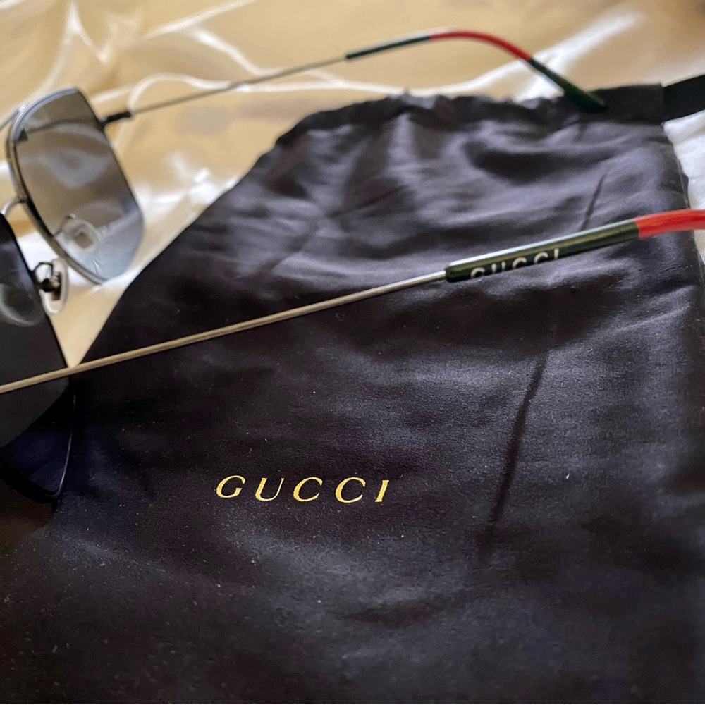 Gucci sunglasses - Picture 3 of 4